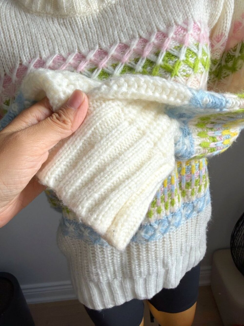 Ivory Colorful Knit Oversized Chunky Sweater M - Picture 3 of 5